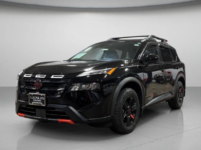 Used 2025 Nissan Rogue SV AWD/4WD image 8