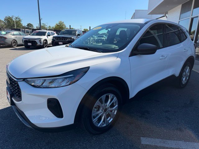 Used 2024 Ford Escape Active w/ Cold Weather Package FWD image 26