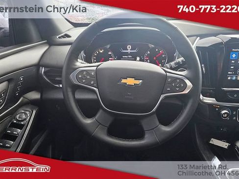 Used 2024 Chevrolet Traverse High Country image 7