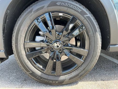 Certified 2026 Honda HR-V Sport image 12
