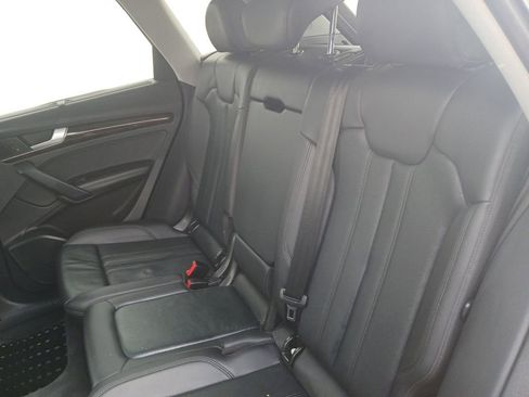 Used 2018 Audi Q5 Prestige w/ Prestige Package image 15