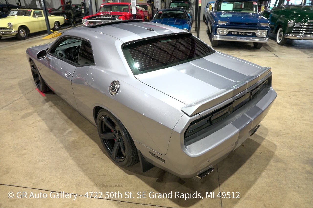 Used 2013 Dodge Challenger SRT8 w/ Harman Kardon Audio Group RWD image 16