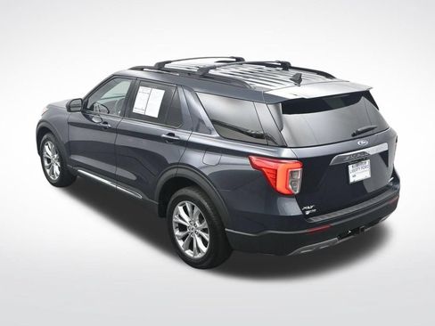 Used 2023 Ford Explorer XLT w/ Equipment Group 202A AWD/4WD image 36