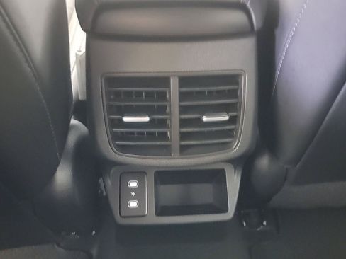 Used 2026 Kia Seltos S AWD/4WD image 22