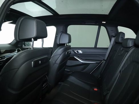 Used 2025 BMW X5 xDrive50e image 18