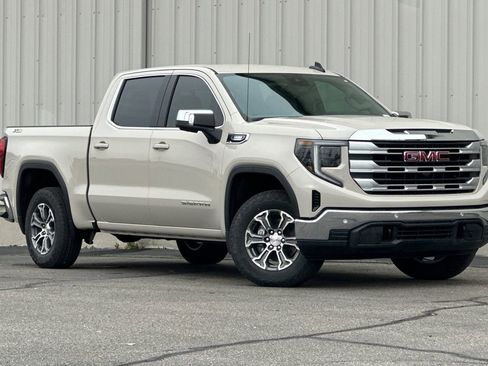 New 2026 GMC Sierra 1500 SLE AWD/4WD image 2