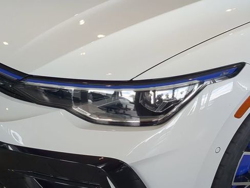 New 2026 Volkswagen Golf image 7