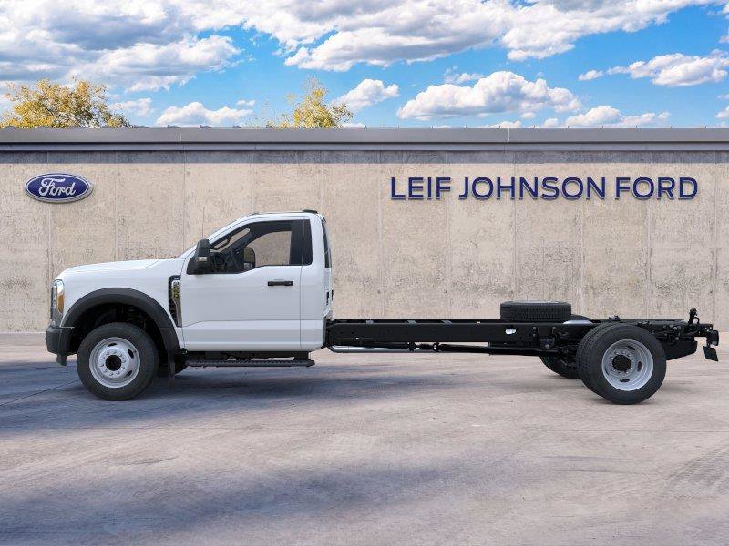 New 2026 Ford F550 2WD Regular Cab Super Duty image 3