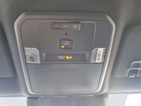 New 2025 Toyota Tacoma TRD Off-Road image 31