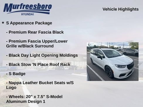 Used 2024 Chrysler Pacifica Limited w/ Uconnect Theater Family Group FWD image 8