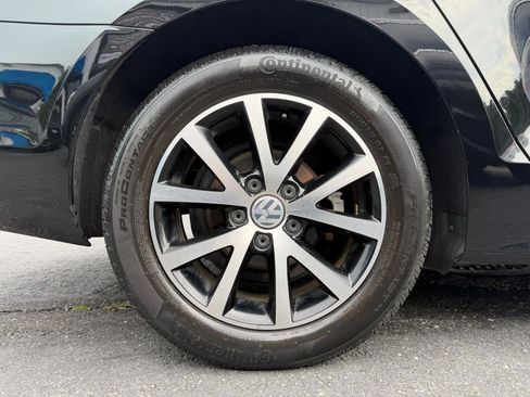 Used 2018 Volkswagen Jetta SE FWD image 29