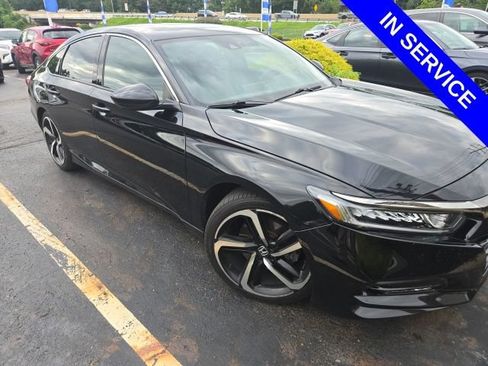 Used 2019 Honda Accord Sport image 5