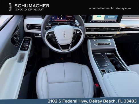 New 2026 Lincoln Aviator 2WD image 14