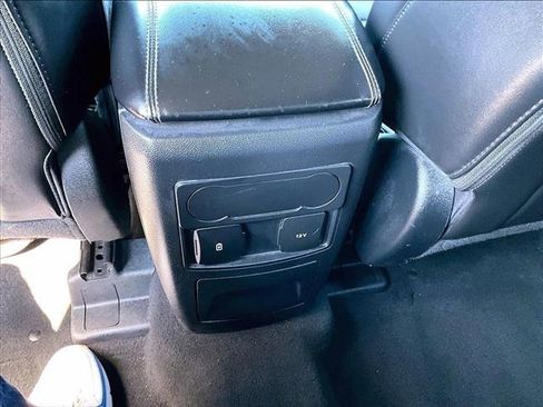 Used 2023 Ford Explorer XLT w/ Equipment Group 202A image 24