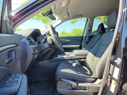 Certified 2026 Honda Ridgeline Sport image 24