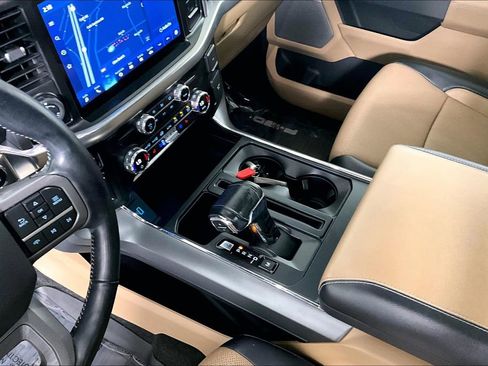 Used 2021 Ford F150 Lariat w/ Equipment Group 502A High image 16