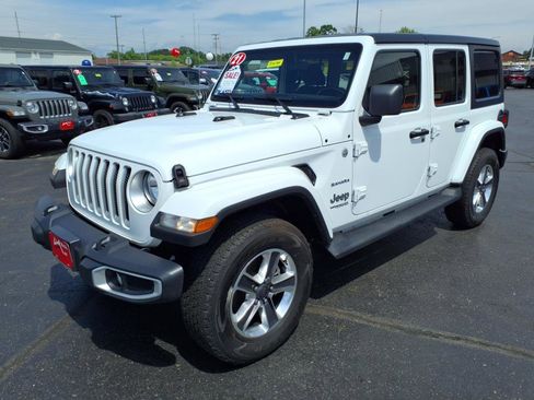Used 2021 Jeep Wrangler Unlimited Sahara w/ Cold Weather Group image 8