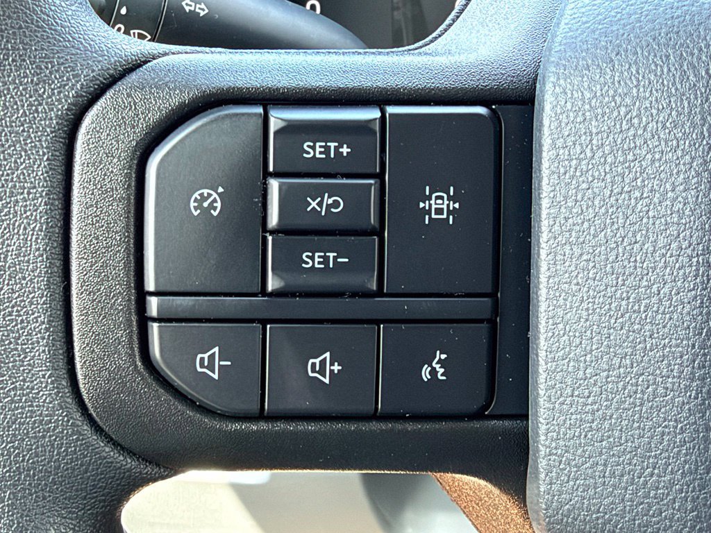 New 2025 Ford F350 XL AWD/4WD image 16