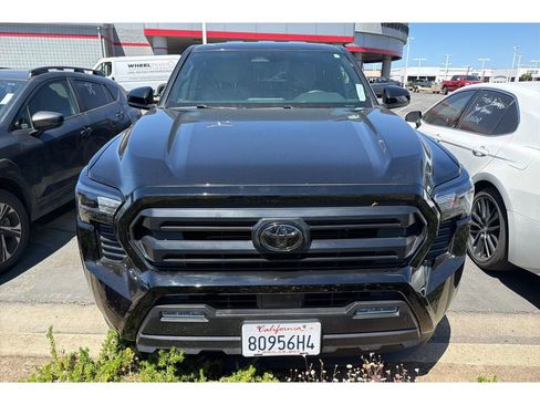 Used 2025 Toyota Tacoma SR5 RWD image 3