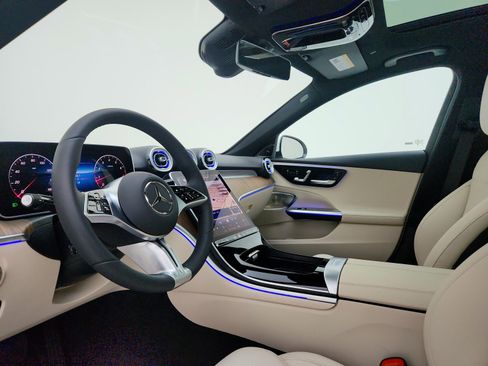 New 2025 Mercedes-Benz C 300 Sedan image 12