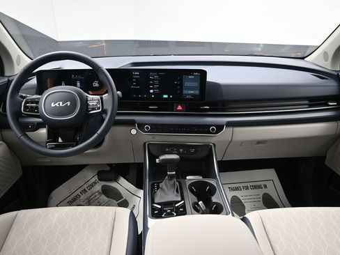 New 2026 Kia Carnival EX FWD image 30