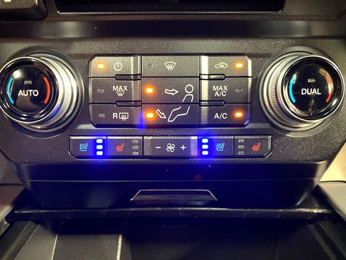 Used 2018 Ford F250 Platinum w/ Platinum Ultimate Package image 19