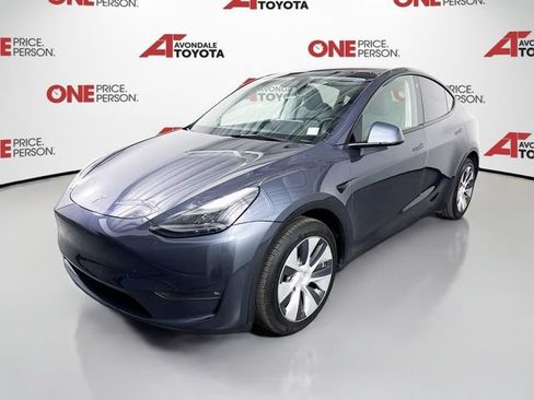 Used 2023 Tesla Model Y Long Range AWD/4WD image 3