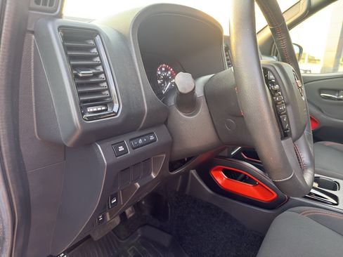 Used 2024 Nissan Frontier PRO-4X w/ Off-Road Protection Package AWD/4WD image 15