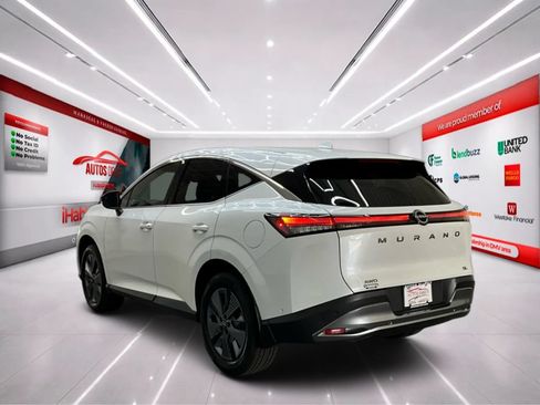 Used 2025 Nissan Murano SL AWD/4WD image 5