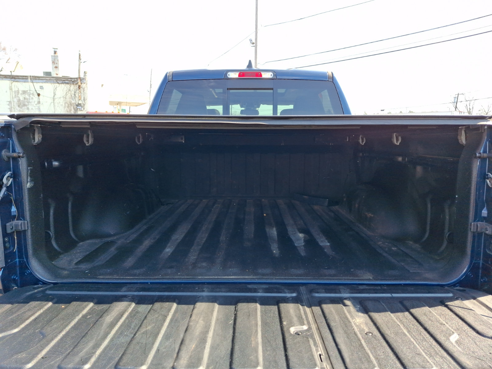 Used 2020 RAM 1500 Laramie AWD/4WD image 32