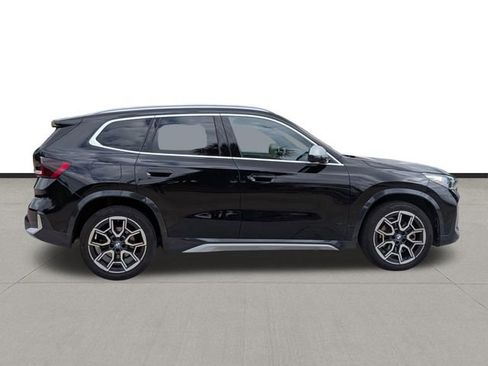 Used 2023 BMW X1 xDrive28i image 4