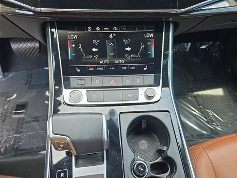 Used 2023 Audi Q7 3.0T Premium Plus w/ Premium Plus Package AWD/4WD image 26