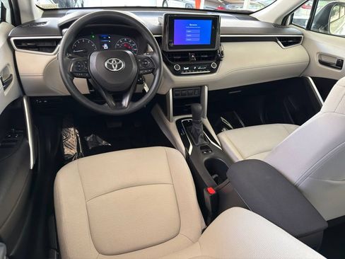 Used 2023 Toyota Corolla Cross L FWD image 13