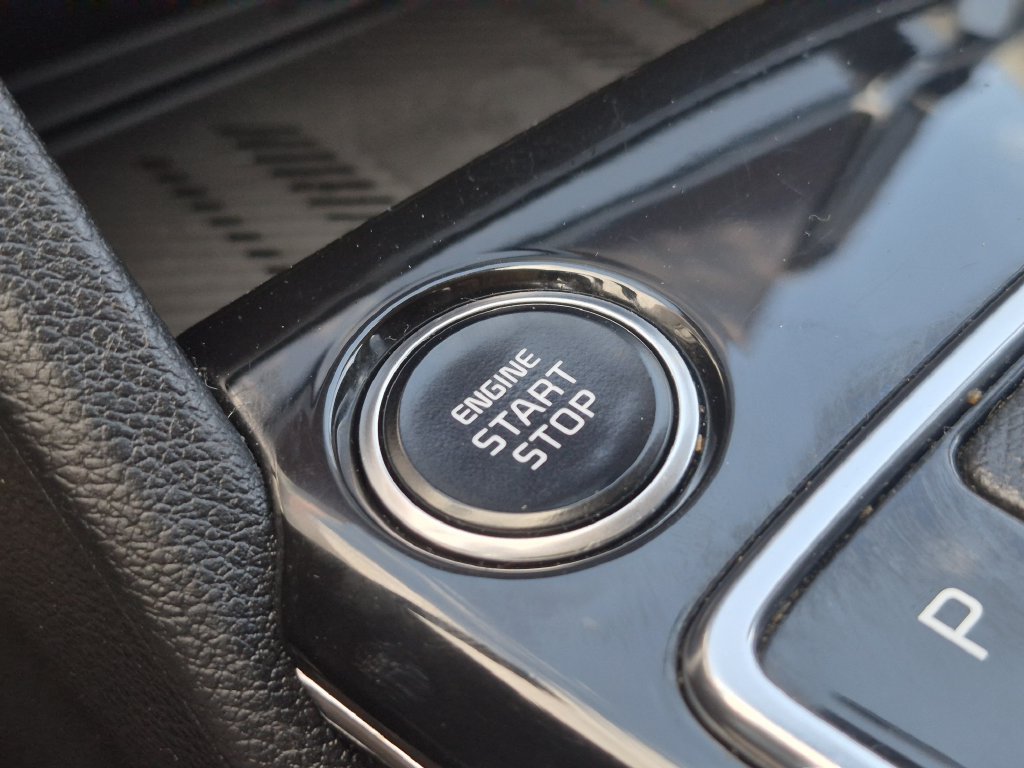 Certified 2023 Kia Sportage SX AWD/4WD image 24