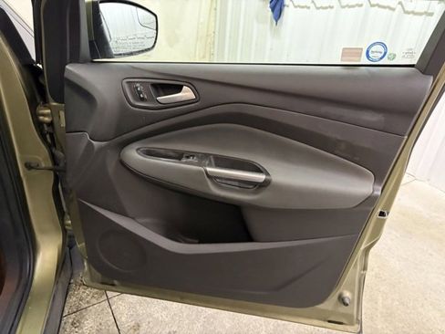 Used 2013 Ford Escape SE image 20