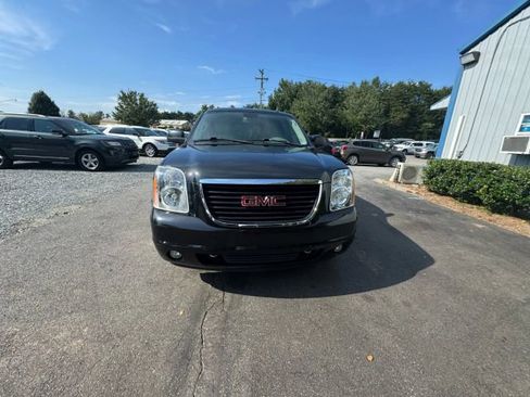 Used 2012 GMC Yukon SLT w/ SLT Chrome Package image 8