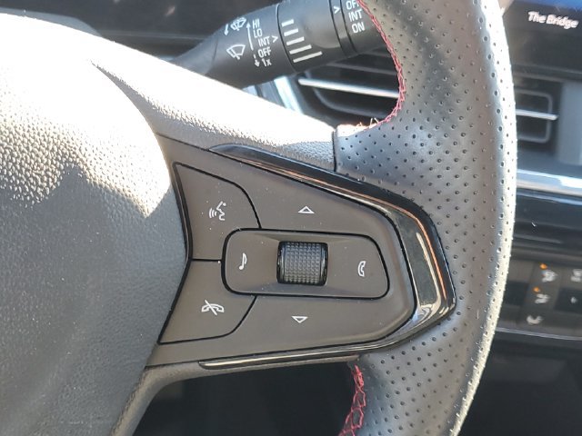Used 2025 Chevrolet Trax RS w/ Driver Confidence Package FWD image 22