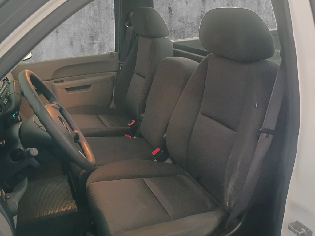 Used 2010 Chevrolet Silverado 1500 W/T RWD image 13