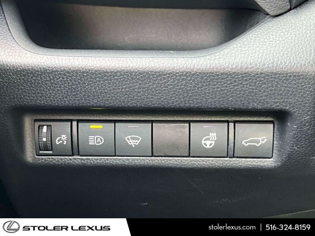 Used 2020 Toyota RAV4 XLE Premium AWD/4WD image 22