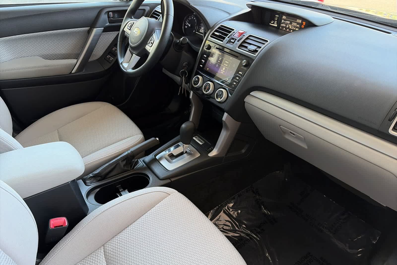 Used 2017 Subaru Forester 2.5i Premium AWD/4WD image 16