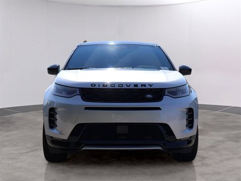 New 2025 Land Rover Discovery Sport Dynamic SE image 2