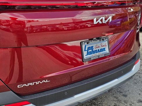 New 2026 Kia Carnival FWD image 26