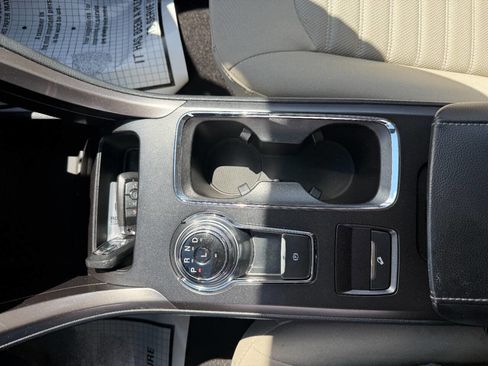 Used 2019 Ford Fusion S image 18