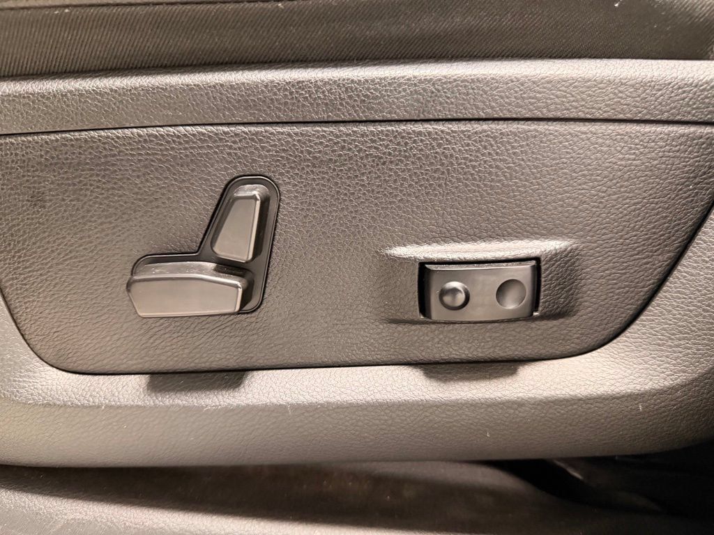 Used 2021 RAM 2500 Laramie AWD/4WD image 32