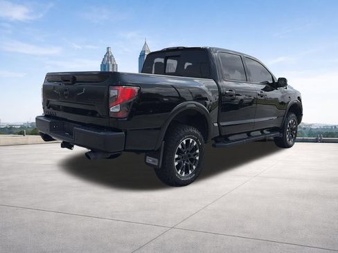 Used 2021 Nissan Titan PRO-4X w/ Pro-4x Convenience Package AWD/4WD image 5