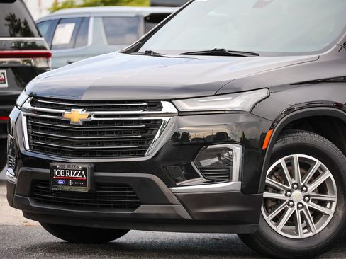 Used 2023 Chevrolet Traverse LT FWD image 15