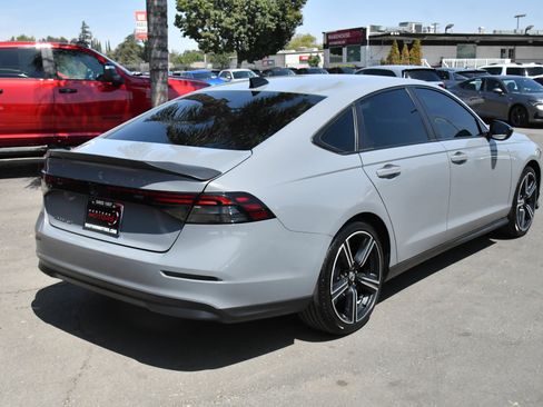 Used 2024 Honda Accord Sport image 8
