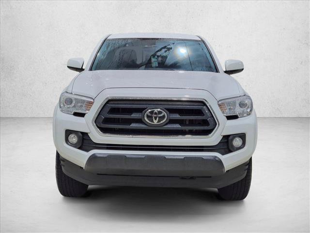 Certified 2022 Toyota Tacoma SR5 AWD/4WD image 2