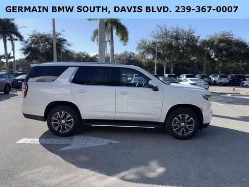 Used 2021 Chevrolet Tahoe LT w/ LT Signature Package image 6