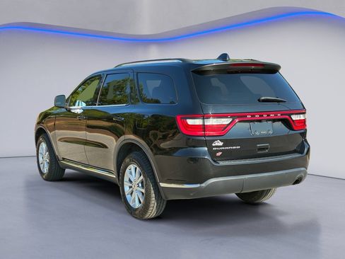 Used 2023 Dodge Durango SXT AWD/4WD image 3